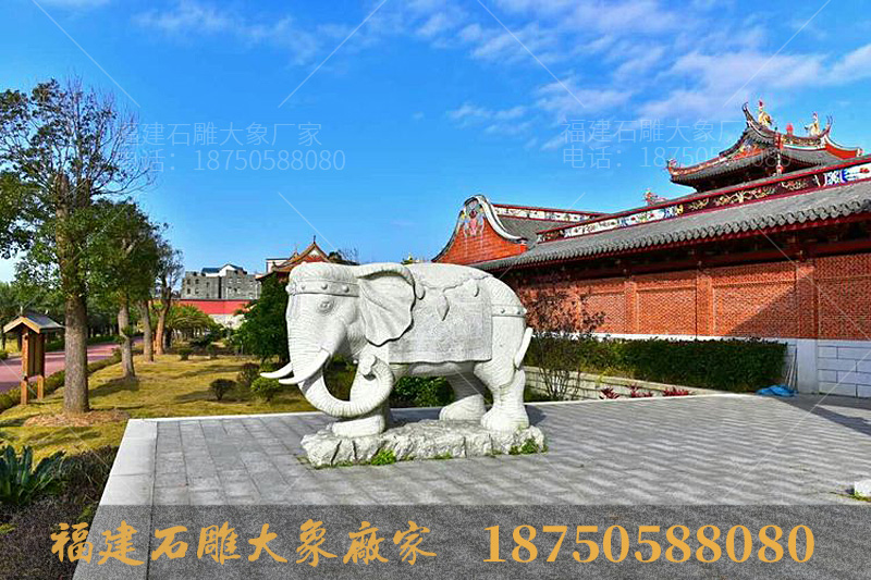 福建大型石雕厂附近的寺庙石雕大象造型