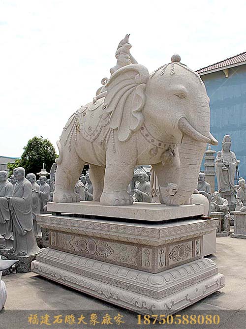 石雕大象背上背着的物品都有什么寓意？