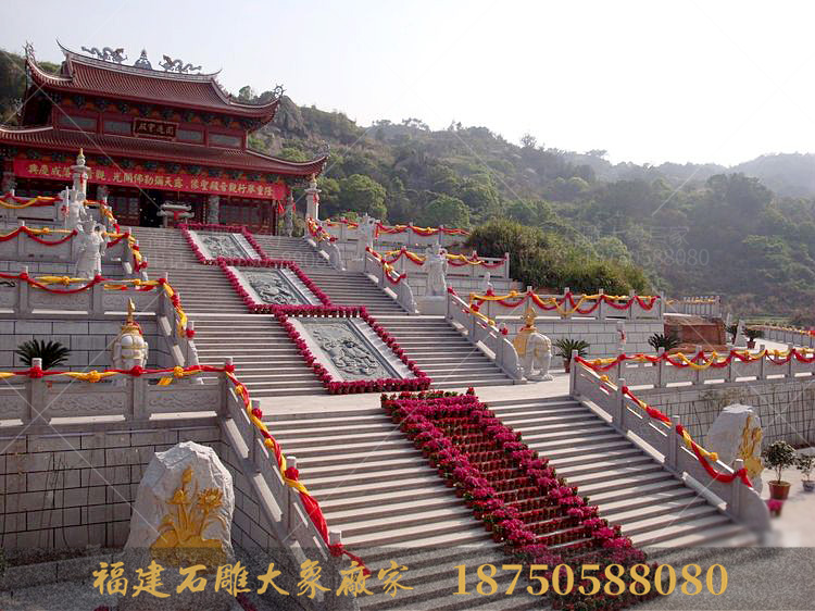 福建大型石雕厂周边的寺庙石雕大象