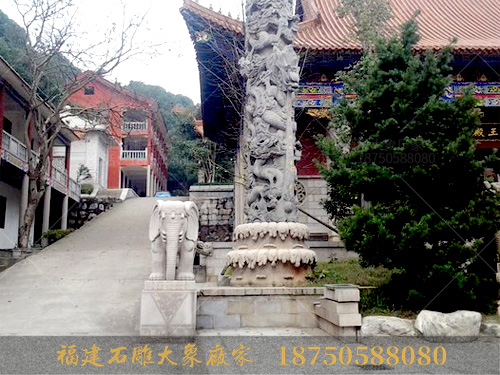 观寺庙石雕大象有感