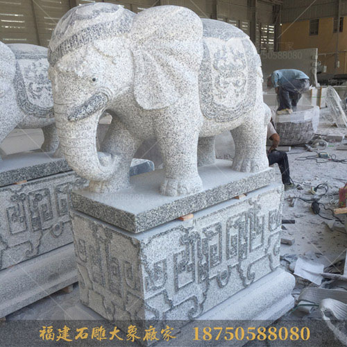 石雕大象是如何雕刻出来的？