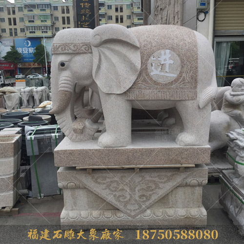 石雕大象摆放在酒店门口的好处