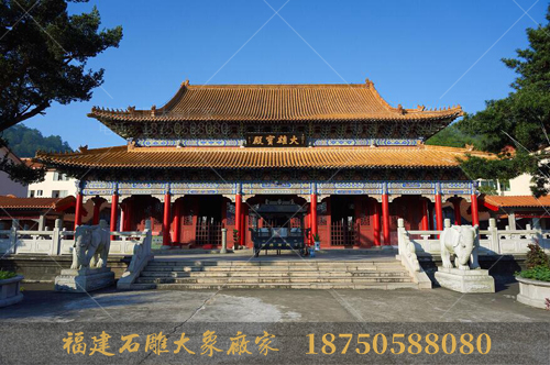 石雕大象摆放在寺庙大门口的讲究