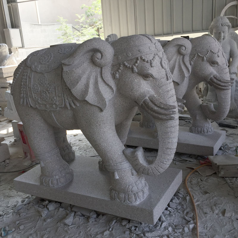 民宅门口摆件之石雕大象图片欣赏