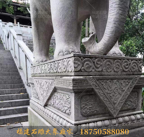 福建泉州西湖公园石雕大象图片欣赏