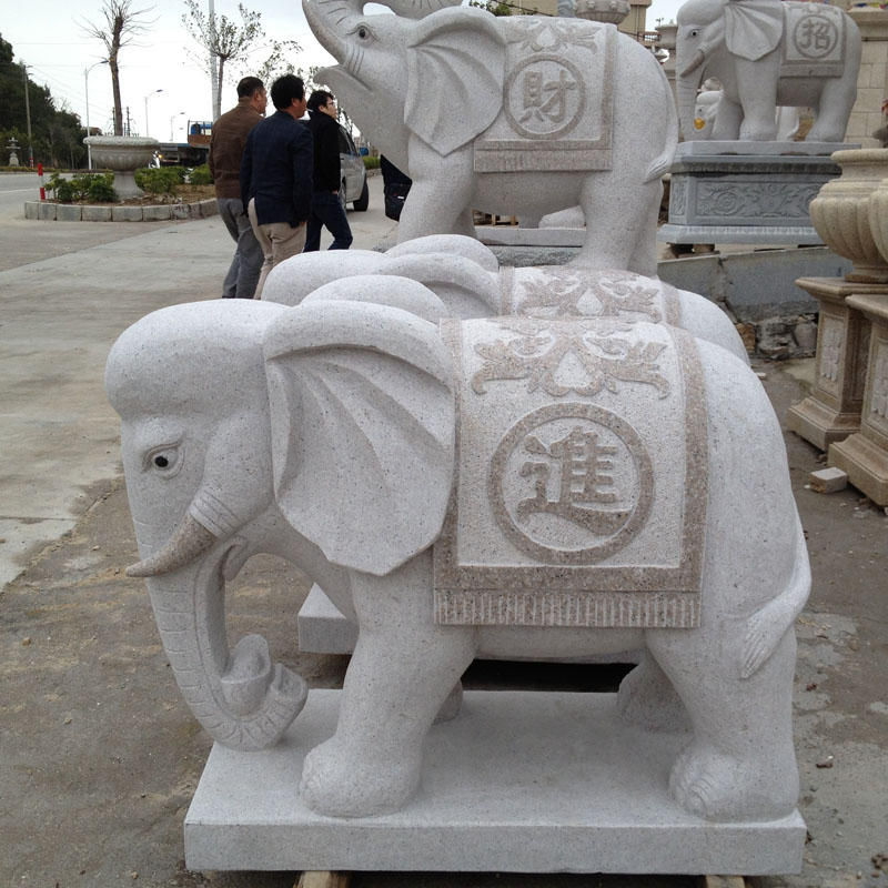 为何别墅宗祠门口都爱摆石雕大象？老匠人不说