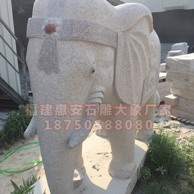 石雕作品大象在历史长河中不可或缺的作用