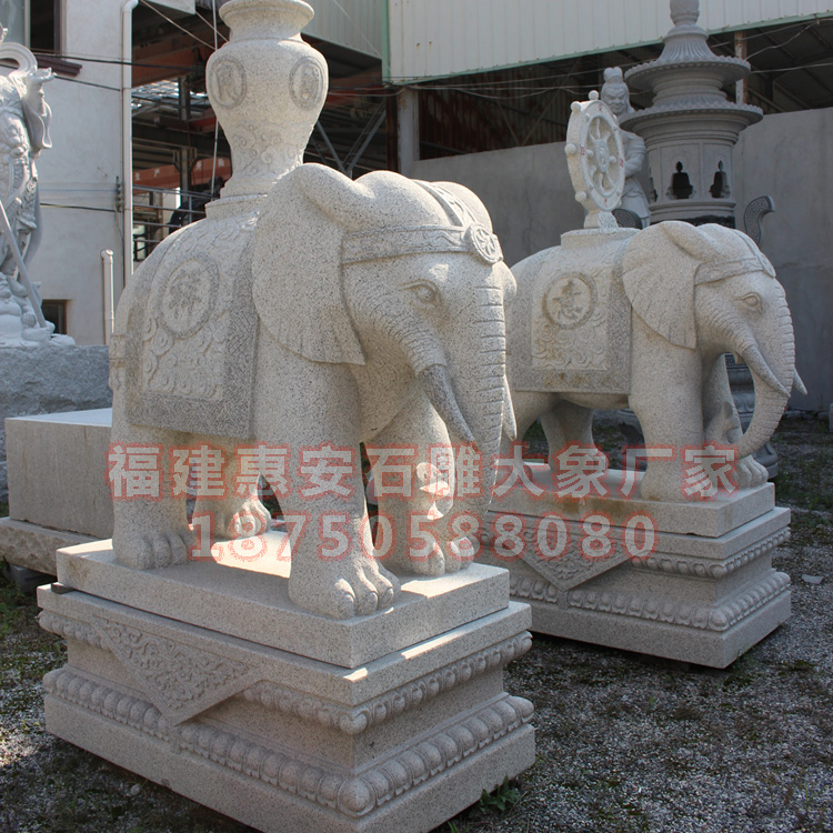 佛教寺庙的石雕大象文化