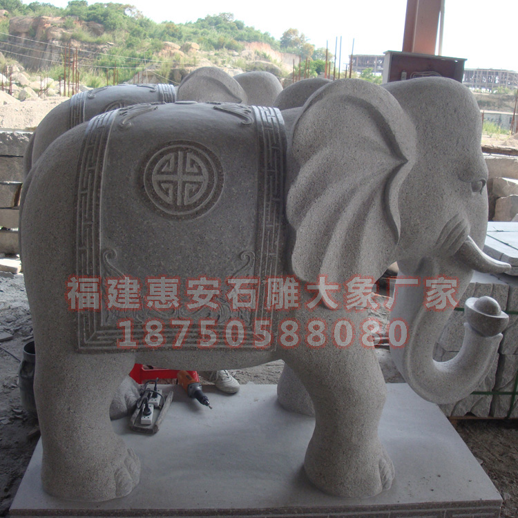 广东东莞酒店门口石雕大象顺利完工